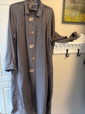 Yuvita linen maxi coat